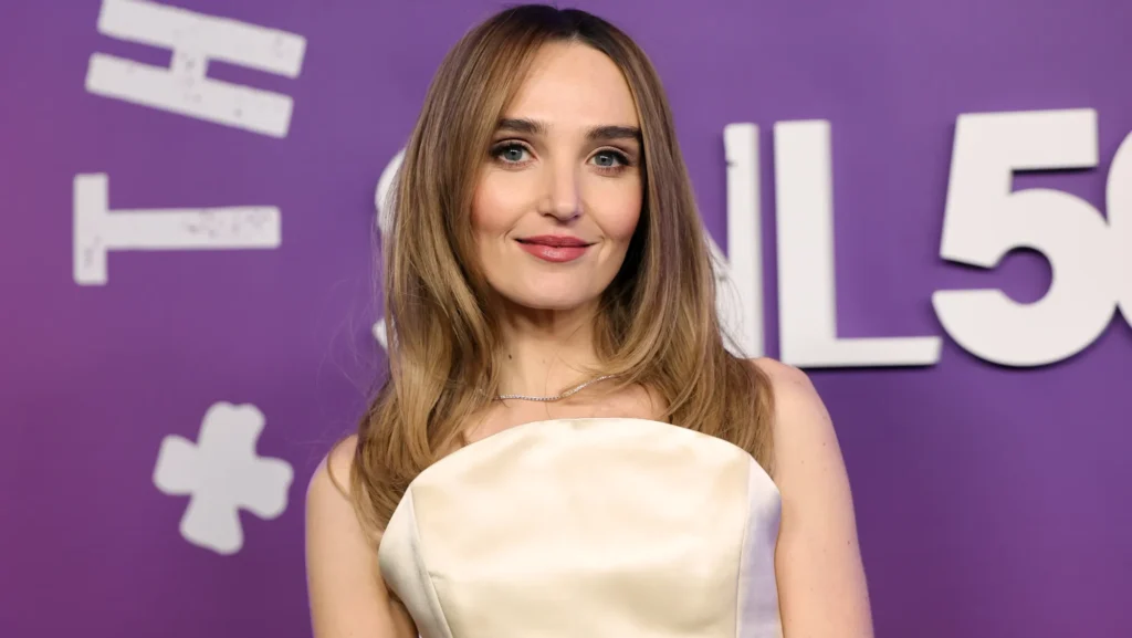 Tiffany Coyne Chloe Fineman Net Worth